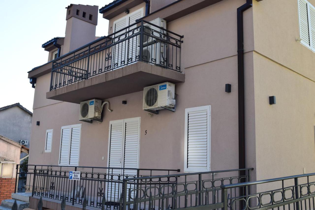 Apartmani Bobo Котор Екстериор снимка